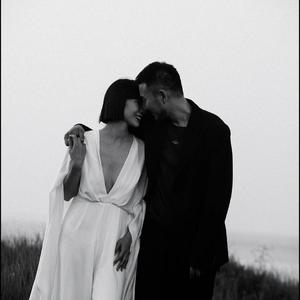 女学生按摩AV姦奷
